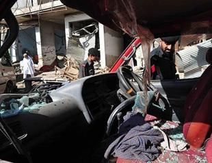 Car bomb kills 10 in NW Pakistan: officials