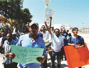 Local people gather to protect holy sites