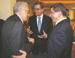 Turkish FM snubs Syrian jet ban