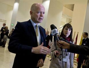 EU agrees on wider Iran sanctions, Ashton sees more talks soon