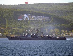 Russian warship crosses Dardanelles