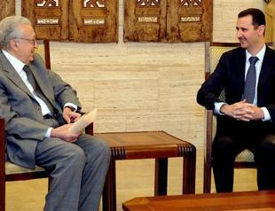Syrias Assad receives peace envoy Brahimi
