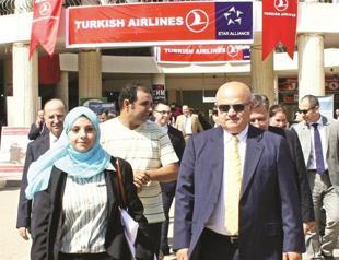 Syrian skies closed but flag carrier not worried