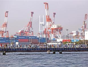 China woes, crisis hit Japan economy