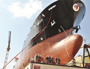 Yıldırım Group bids $1 bln for six firms