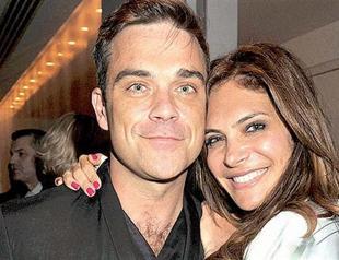 Singer Robbie Williams, wife, have daughter