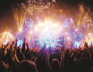 Ghettogether parties begin with Kelli Sae