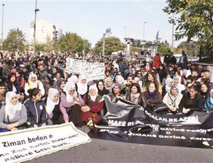 Justice minister urges hunger strikers to quit