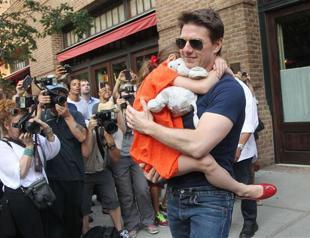 Tom Cruise sues US magazine over daughter story