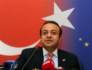 EU Minister urges students to communicate