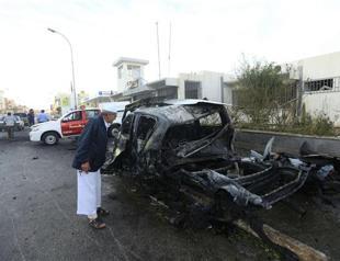 Car blast rocks police station in east Libya, three wounded