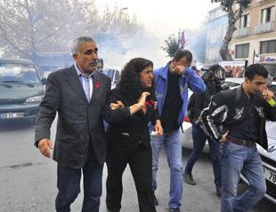 Clashes occur at BDP gathering in Istanbul