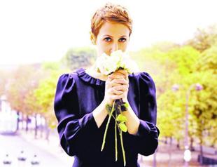 Stacey Kent sings at SALON