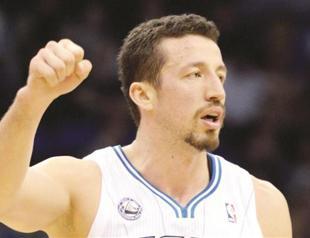 Magic loses Hedo Türkoğlu to broken hand