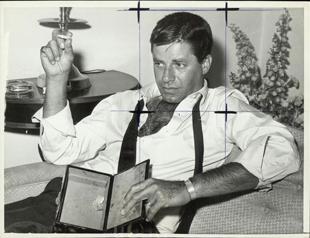 Century of press photos goes up for Paris auction