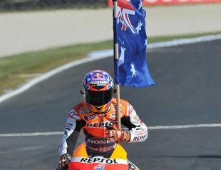 Lorenzo to party as Stoner retires