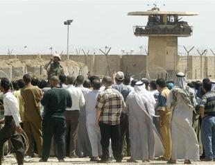 Dozens escape in deadly raid on Iraqi prison