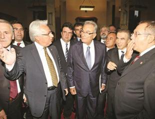 Former CHP head lectures coup panel, storms off