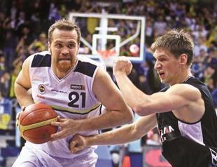 Fener, Beşiktaş on key away Euroleague tests