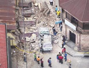 Powerful quake kills dozens in Guatemala