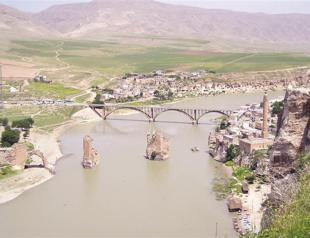 Government shells out for site