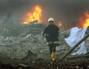 At least 25 killed in car bomb at Iraq army base: officials