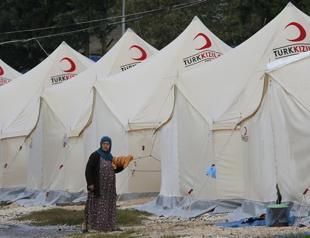 7 Syrian generals quit army, seek asylum in Turkey