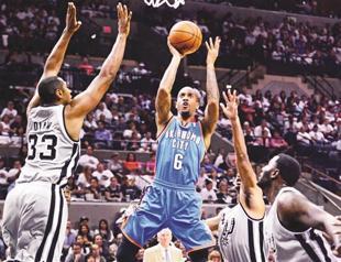 San Antonio flies to franchise-best start