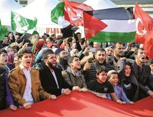 Trial trying Israel soldiers for deadly Gaza raid starts