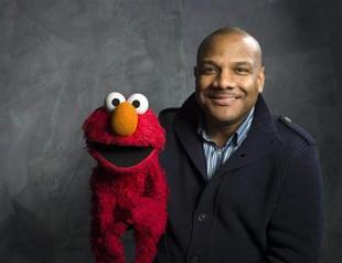Elmo puppeteer accused of underage relationship