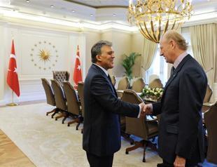 Jailing scribes ‘clouds progress in Turkey’