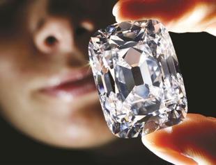 Flawless Indian diamond gets record price at auction