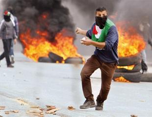 Israel presses Palestine to give up its statehood bid