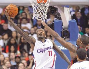 Clippers cool heat with stunning win
