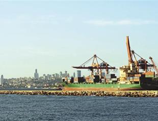 Turkey cuts jobless rate, current account deficit