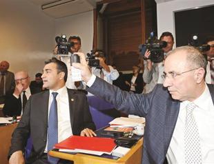 Turkey opposes AKP’s presidential plan: Poll