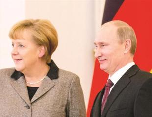 Putin and Merkel clash over Pussy Riot