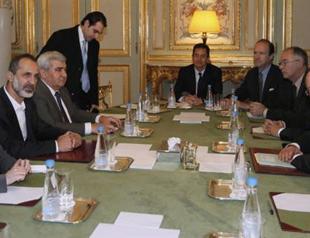 Syrian opposition leaders meet French president