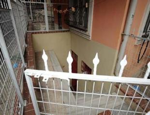 Woman stabs husband, cuts off his penis