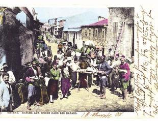 Photos depict seminal events in İzmir’s past at an exhibition