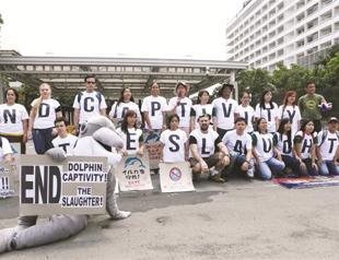 N. Zealand joins Australia bid to halt whaling in Japan