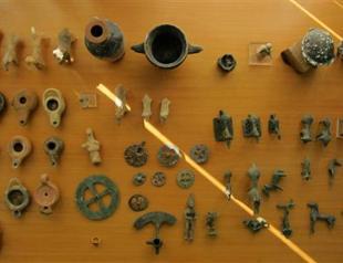 Greek police crack Olympia robbery