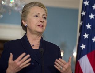 Strong warning to Assad over chemical arms: Clinton