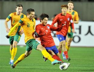 FIFA suspends South Korean player for two matches