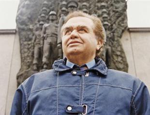 A new book on sculptor Tankut Öktem published