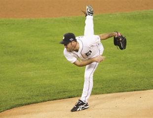 Tigers push Yankees to brink of knockout