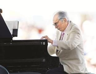 Jazz great Brubeck ‘takes five’