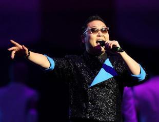 Psy apologises for past anti-US performances