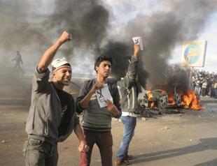 Tension high as Egypt votes for Constitution