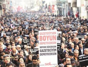 Turkey extends lead in reporter jailing league